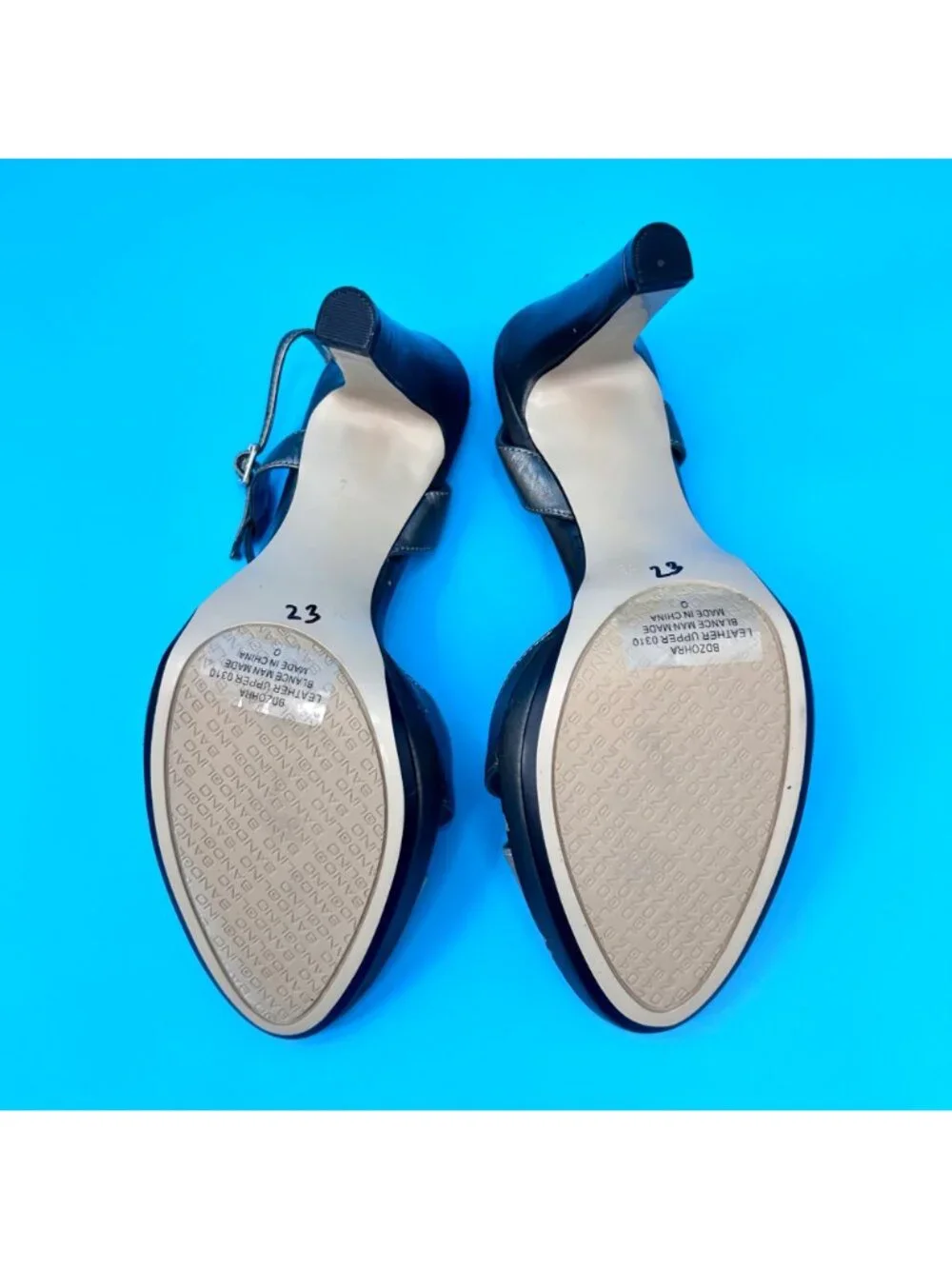 NWT BANDOLINO BDZOHRA METALLIC PEWTER & SILVER LEATHER STRAPPY SANDALS  - 7.5M